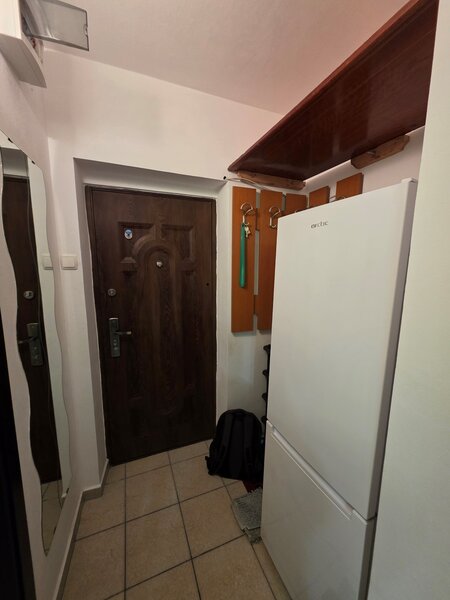 Titan, Policlinica, 10 minute metrou, pe Prisaca Dornei, bloc reabilitat,